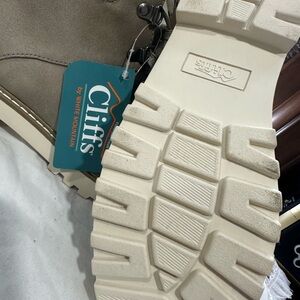 Cliffs by White Mountain Ankle Boots - Tan and Cream